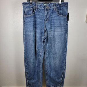 Wild Fable Low Rise Barrel Jeans Zipper Boot Cut Style Women's Size 16